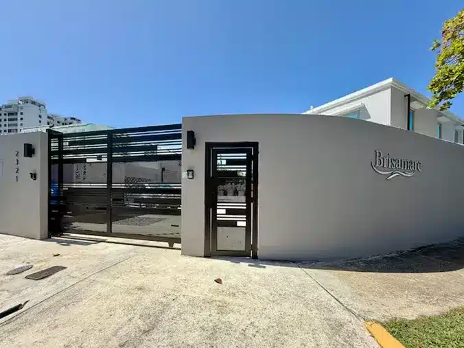 Entrada Complejo Brisamare copy