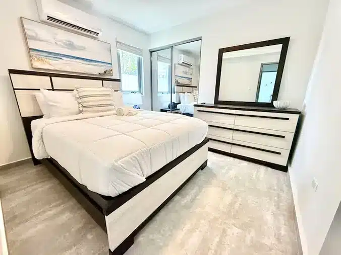 Habitacion #2- Apto#3 Brisamare copy