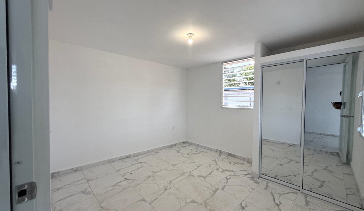 Medios 16-8A51506E-53E5-492E-8301-3A7306103CF7